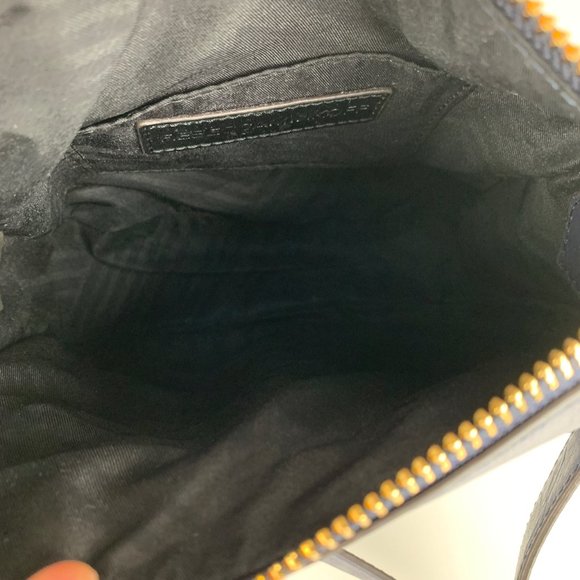 New Rebecca Minkoff Dog Clip Navy Crossbody - Picture 8 of 8